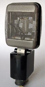 Páskový (ribbon) mikrofon - zadní pohled