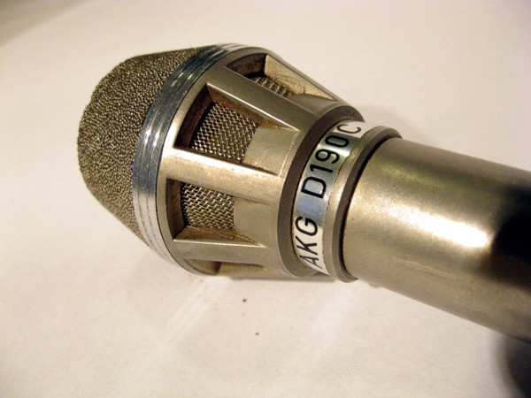 Mikrofon AKG D190C - detail