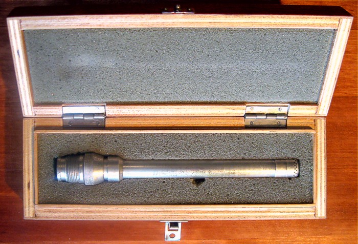 Mikrofon RFT MV202 Nr.501 s mikrofonní vložkou RFT MK201 Nr.2910 v originální krabičce